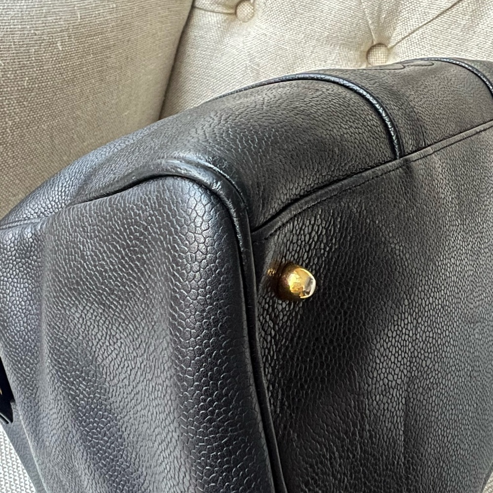 Authentic Vintage Chanel Caviar Boston bag - Picture 14 of 17